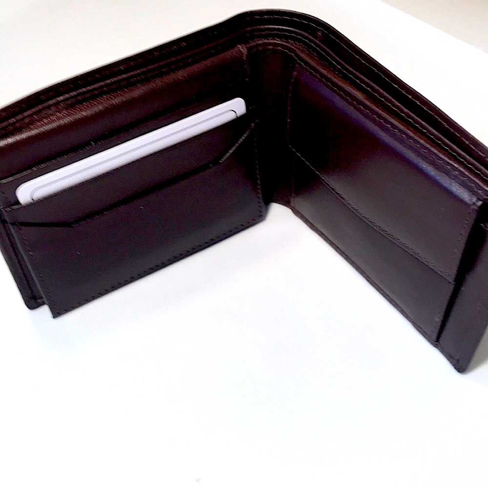 New Genuine Leather ID wallet with RFID $65 brown - Picture 4 of 4